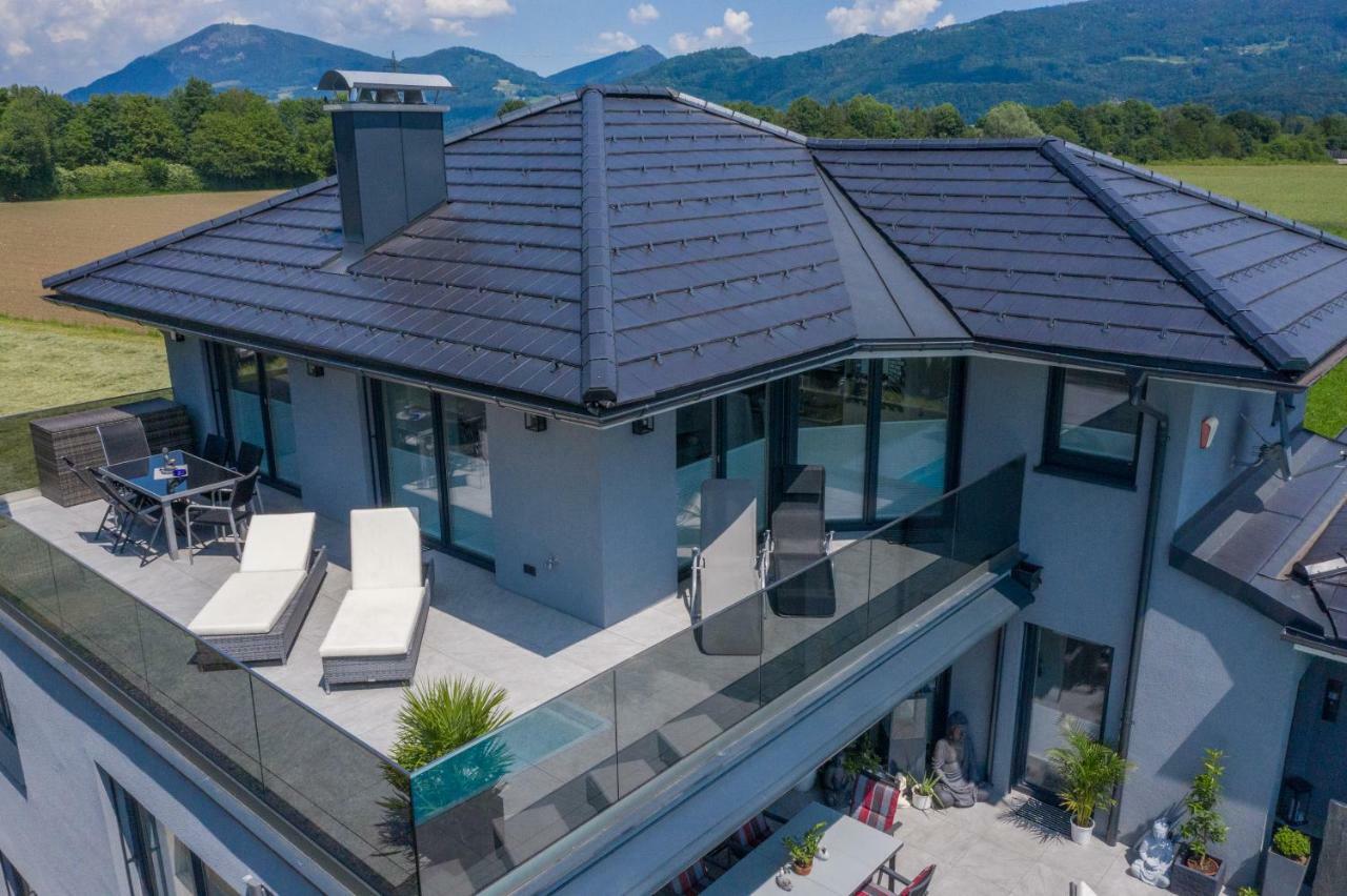 Luxurioese Penthaus Wohnung アニフ エクステリア 写真